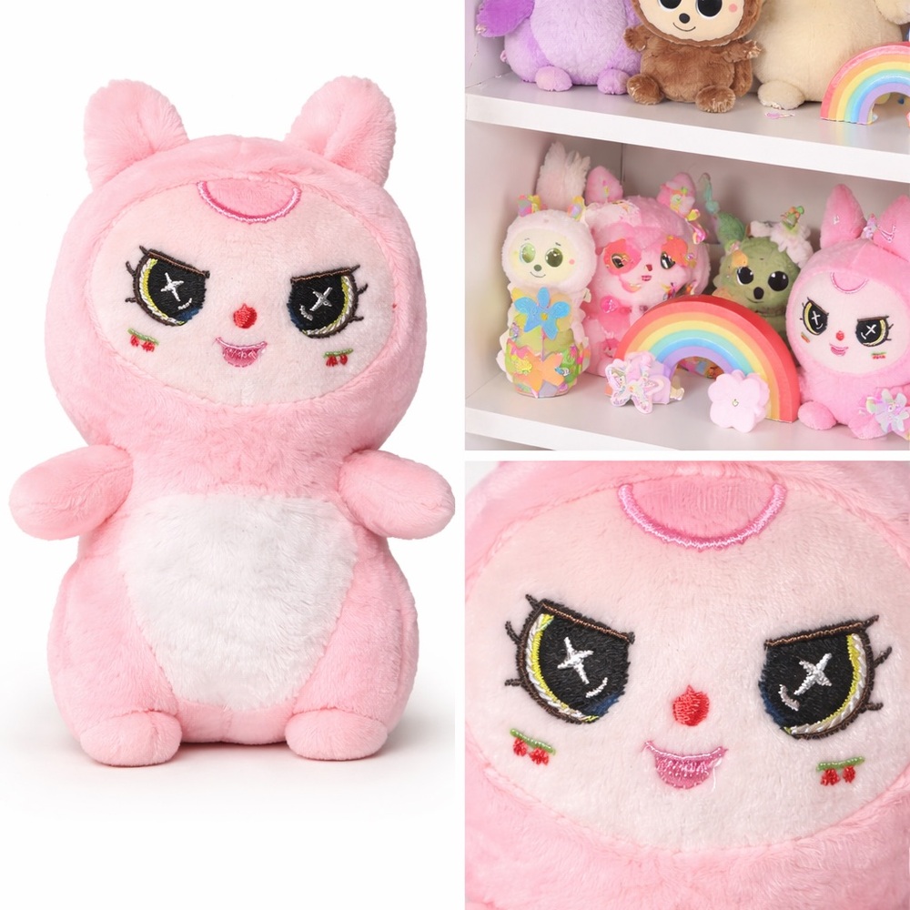 HOT 🔥 Mochi Monster Light Pink Plush Toy NIB Kawaii Collectible Cute Plush